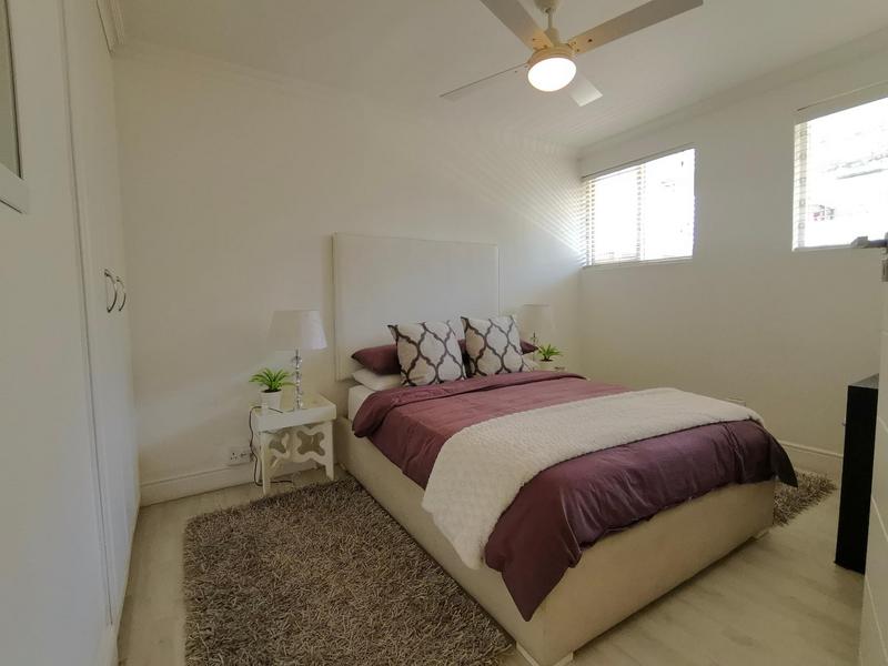 To Let 3 Bedroom Property for Rent in Green Point Upper Western Cape